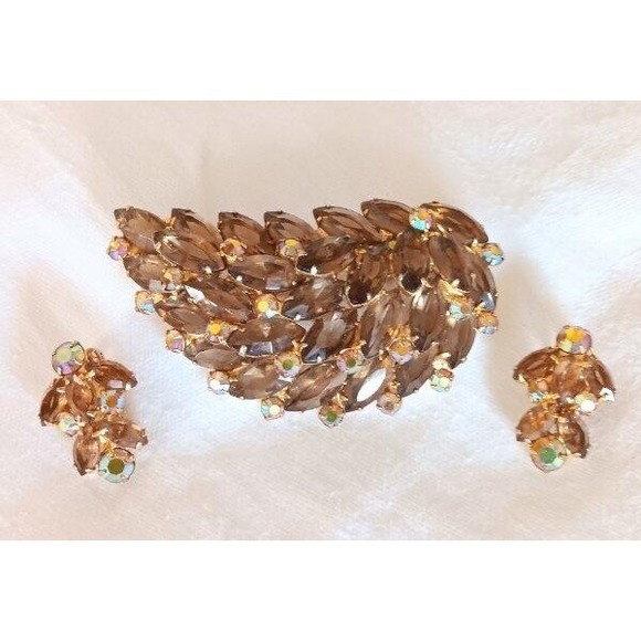 Juliana Jewelry - Vintage Set D&E Juliana 3" Topaz Amber Rhinestone Brooch Earrings AB Layered
